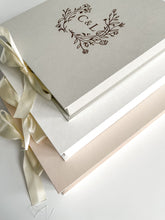 Load image into Gallery viewer, Luxe Invitation Box