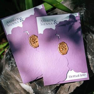 Tulip Wrap - Embossed