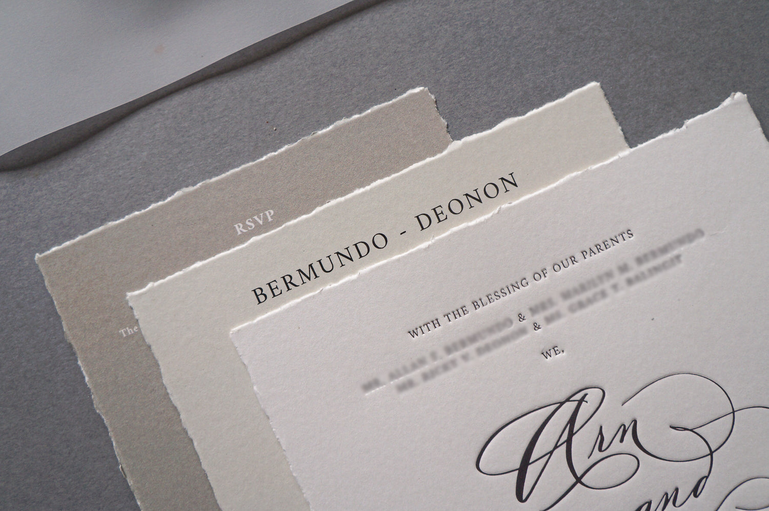 Torn paper wedding invitations | Beachweddingtips.com